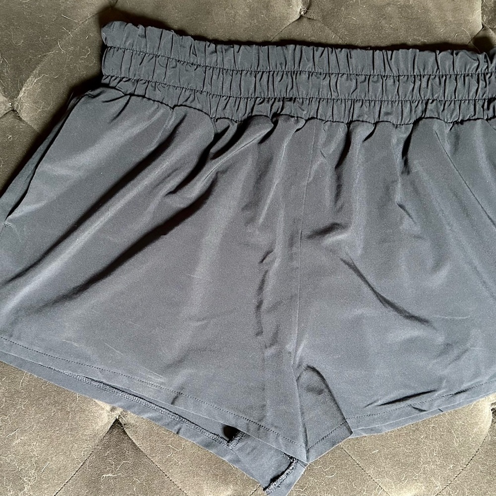 Zella navy shorts M